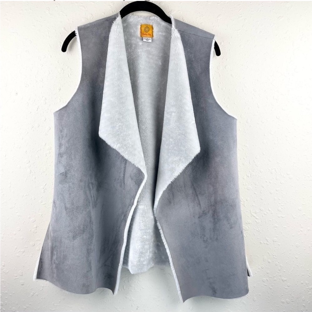 Ruby Rd Gray Faux Fur And Suede Open Front Vest S… - image 1